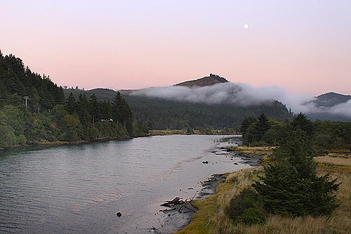 River Cleanup and Stellar Concert on Central Oregon Coast This Month