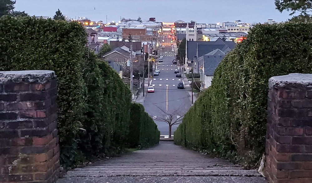 Photo of 11th St pigeon steps courtesy Angi D Wildt Gallery