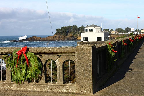 Central Oregon Coast Holidays: Newport, Depoe Bay in December 