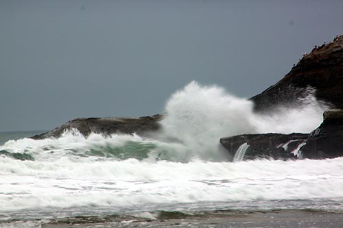 Spectacular Stormy Seas This Weekend on Oregon Coast; Surf Advisory 