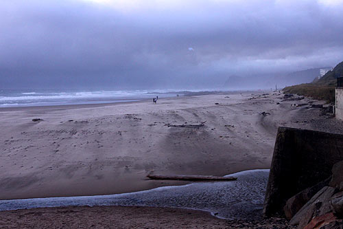 Ocean Health Alert for Lincoln City's D River Access, Central Oregon Coast 