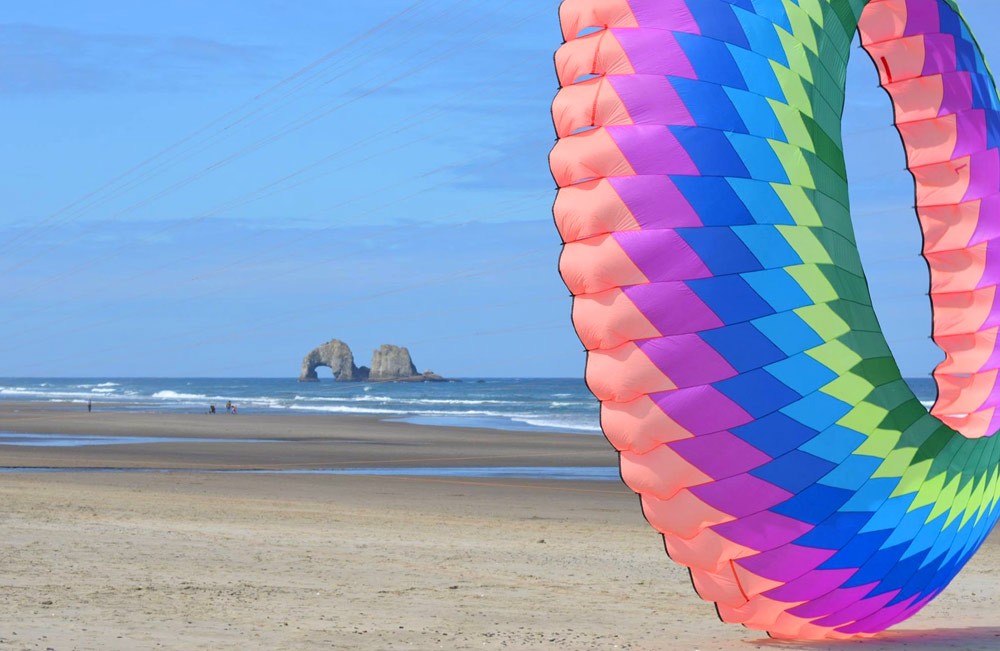 Annual Rockaway Beach Kite and Art Festival Returns to Oregon Coast